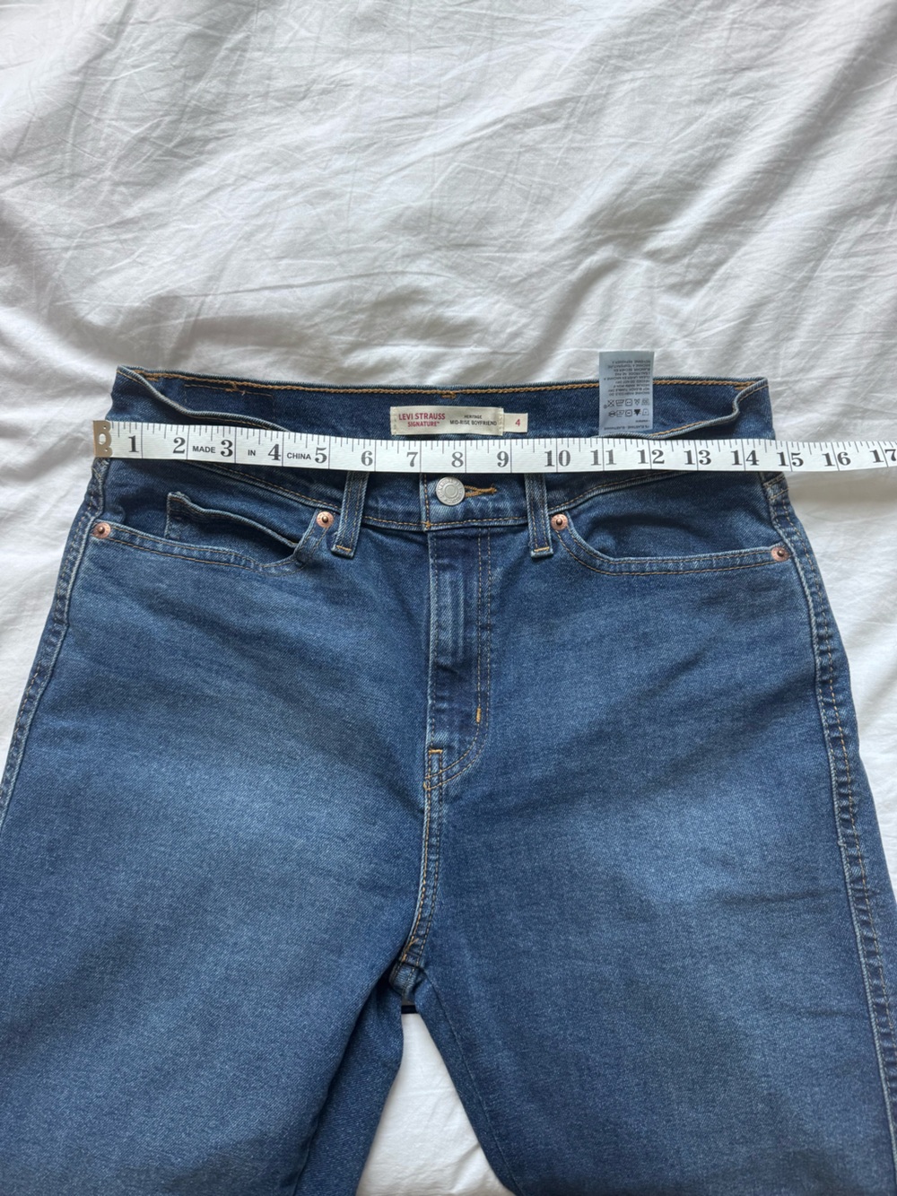 Levi's Dark Blue Heritage Mid-Rise Boyfriend Jeans - Picture 5 of 7